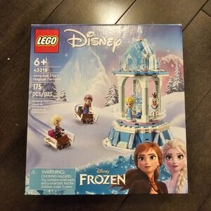 LEGO Disney Frozen Enchanted Ice Carousel